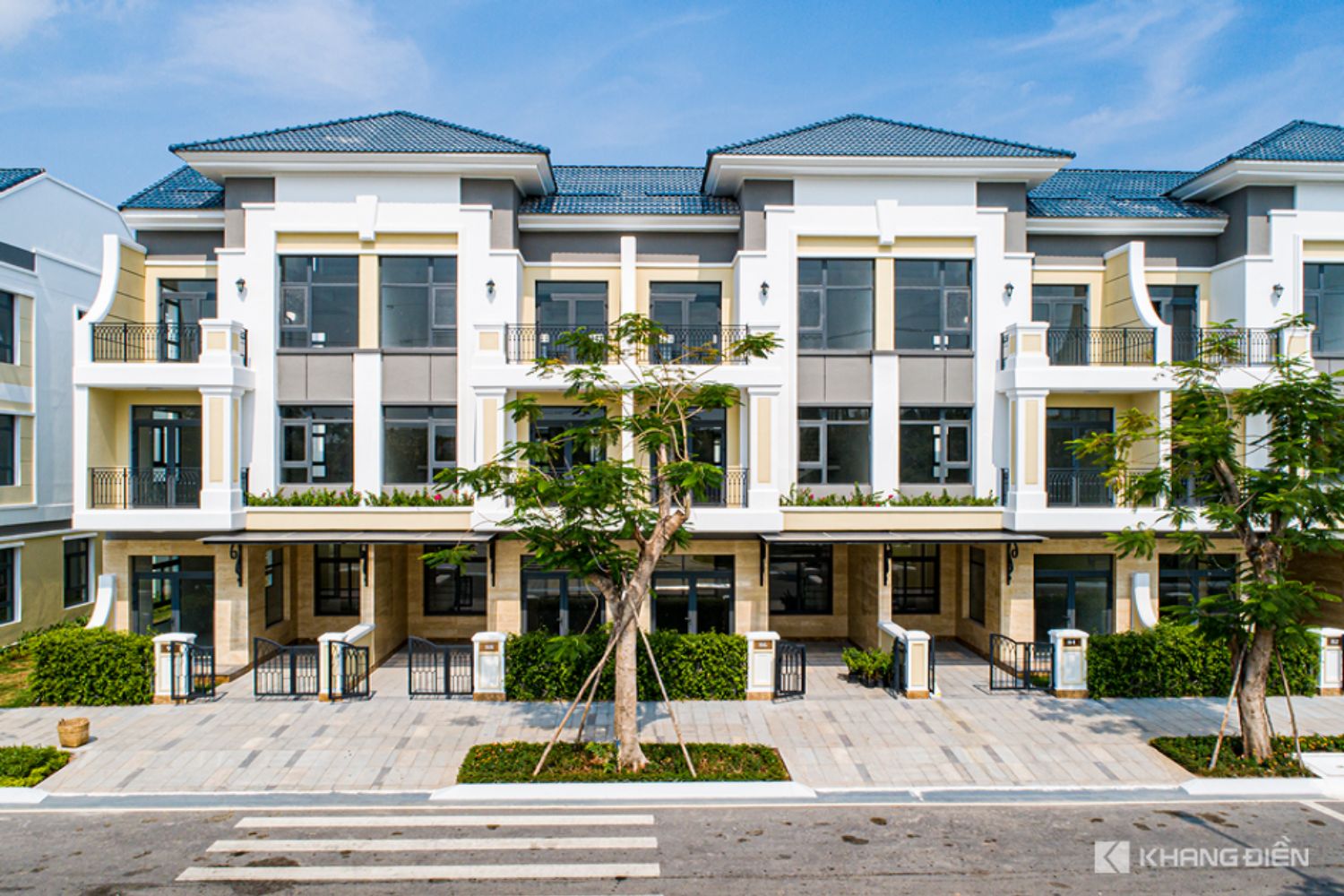 Hiện trạng bàn giao mặt ngoài dự án Verosa Park
